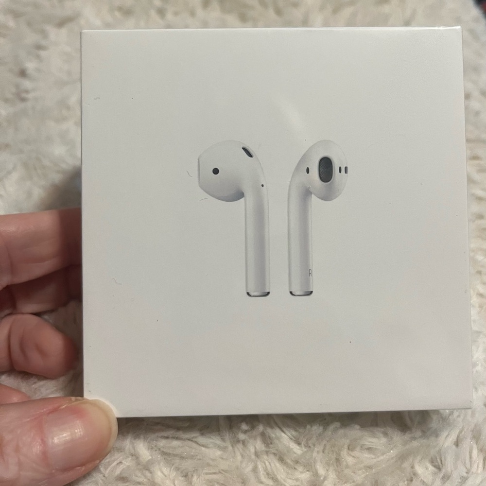 Apple AirPods with Charging Case - White